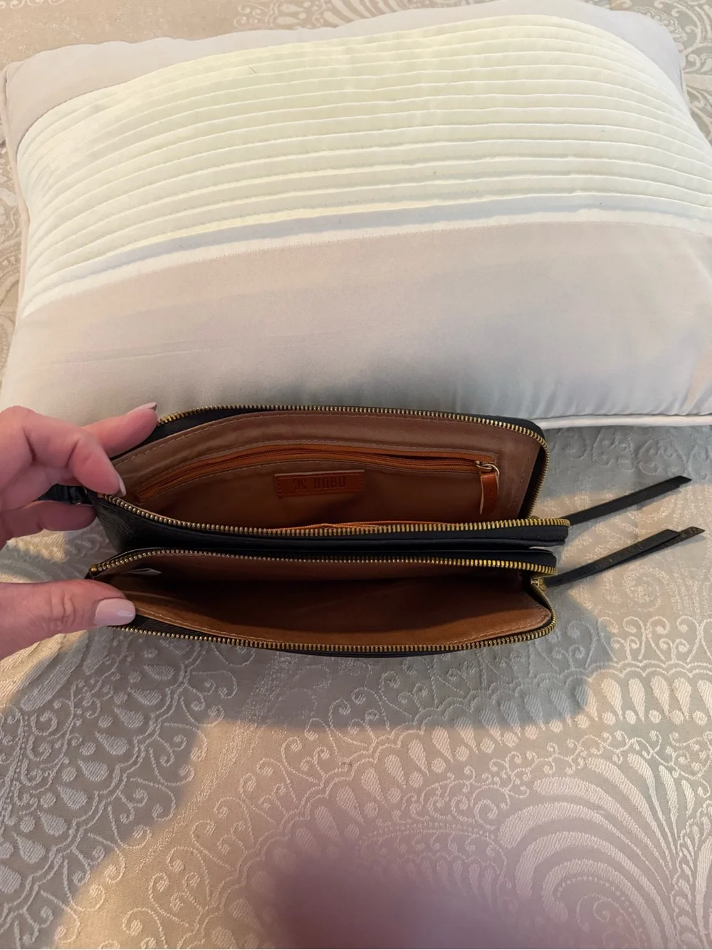 Hobo Black Leather Wristlet Double Zip